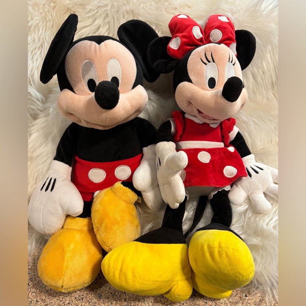 Mickey and Minnie Plush Set 24 Inch EUC
